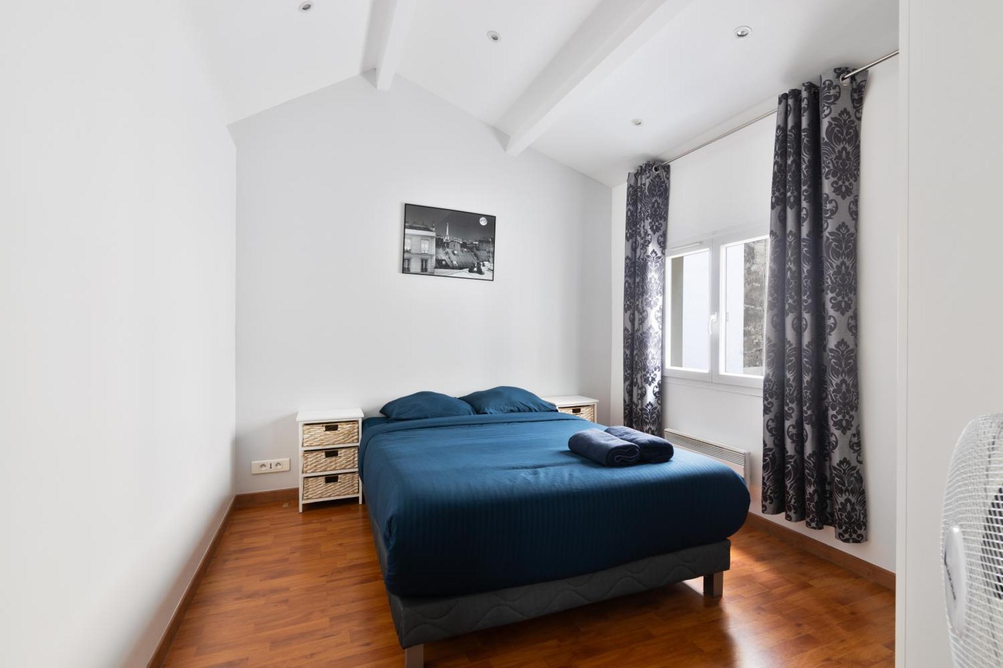 Appartement Quartier Musee Du Louvre 2 Free Netflix Paris Luaran gambar